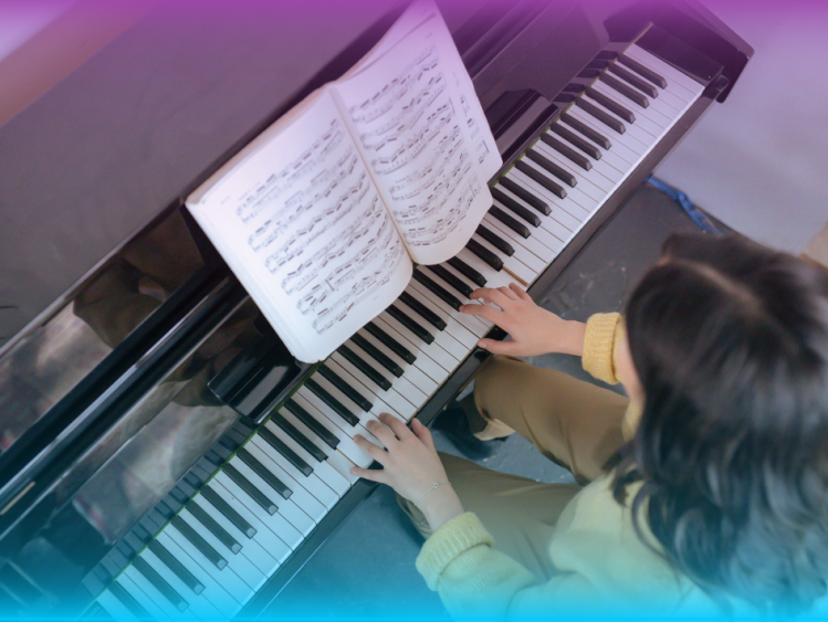 Addressing Challenges When Learning Piano/Keyboard Online