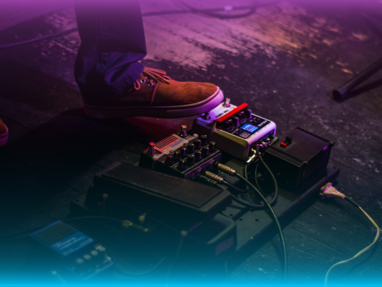 A Beginner’s Guide on How to Use Effects Pedals with Your Bass Guitar